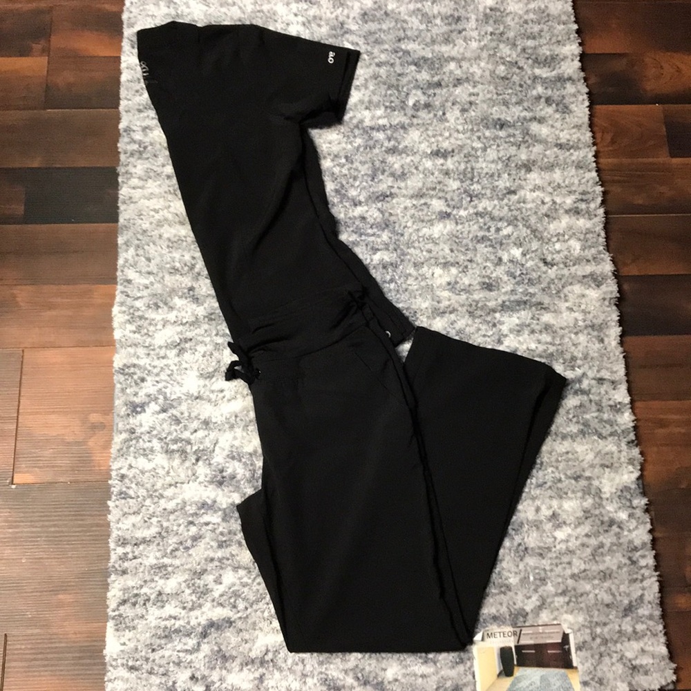 Braco One Scrubs Size S Top and Bottom